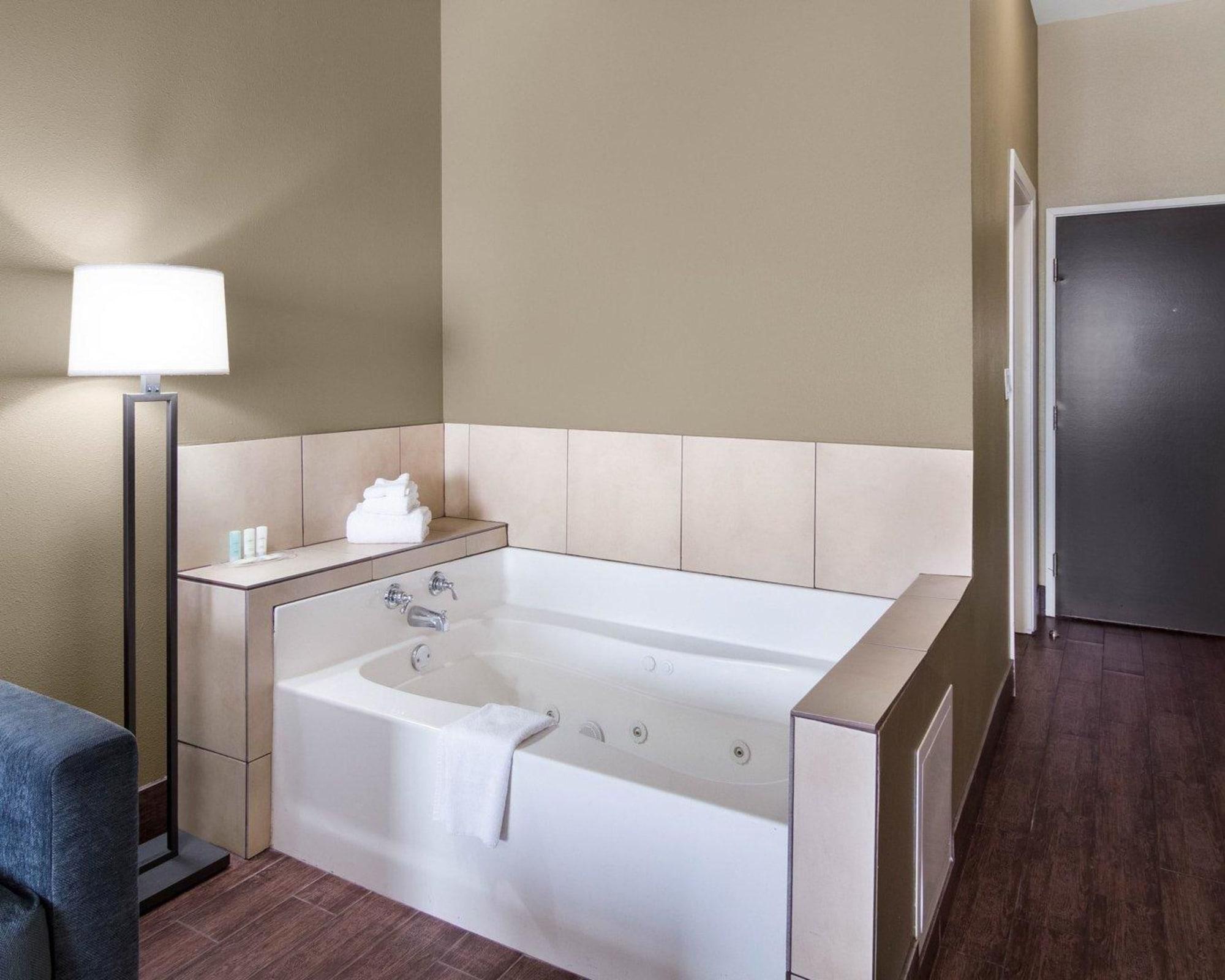 Comfort Suites Odessa Dış mekan fotoğraf